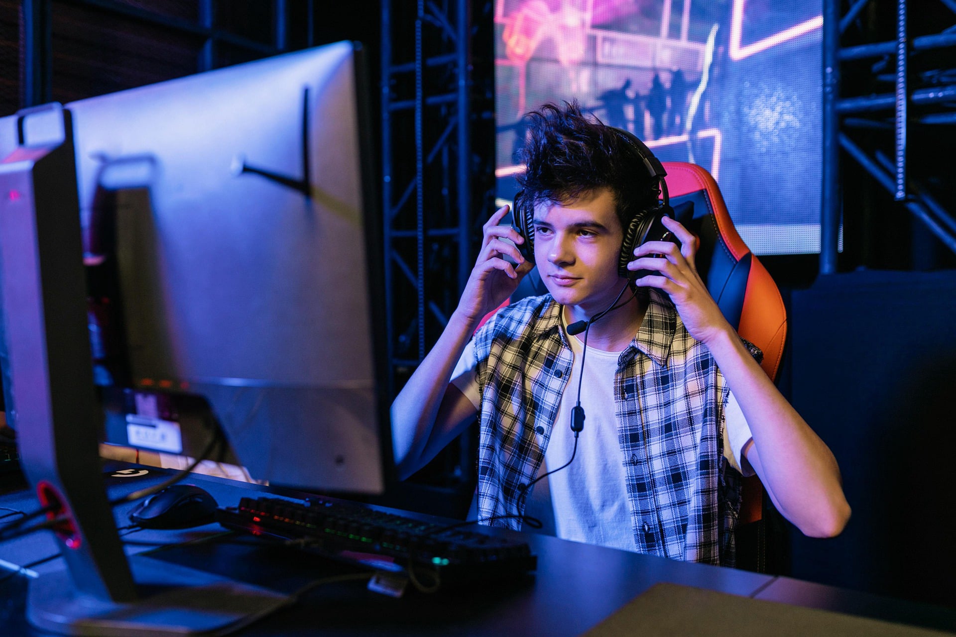 GamingoraviaHub modern gaming közösségi tér